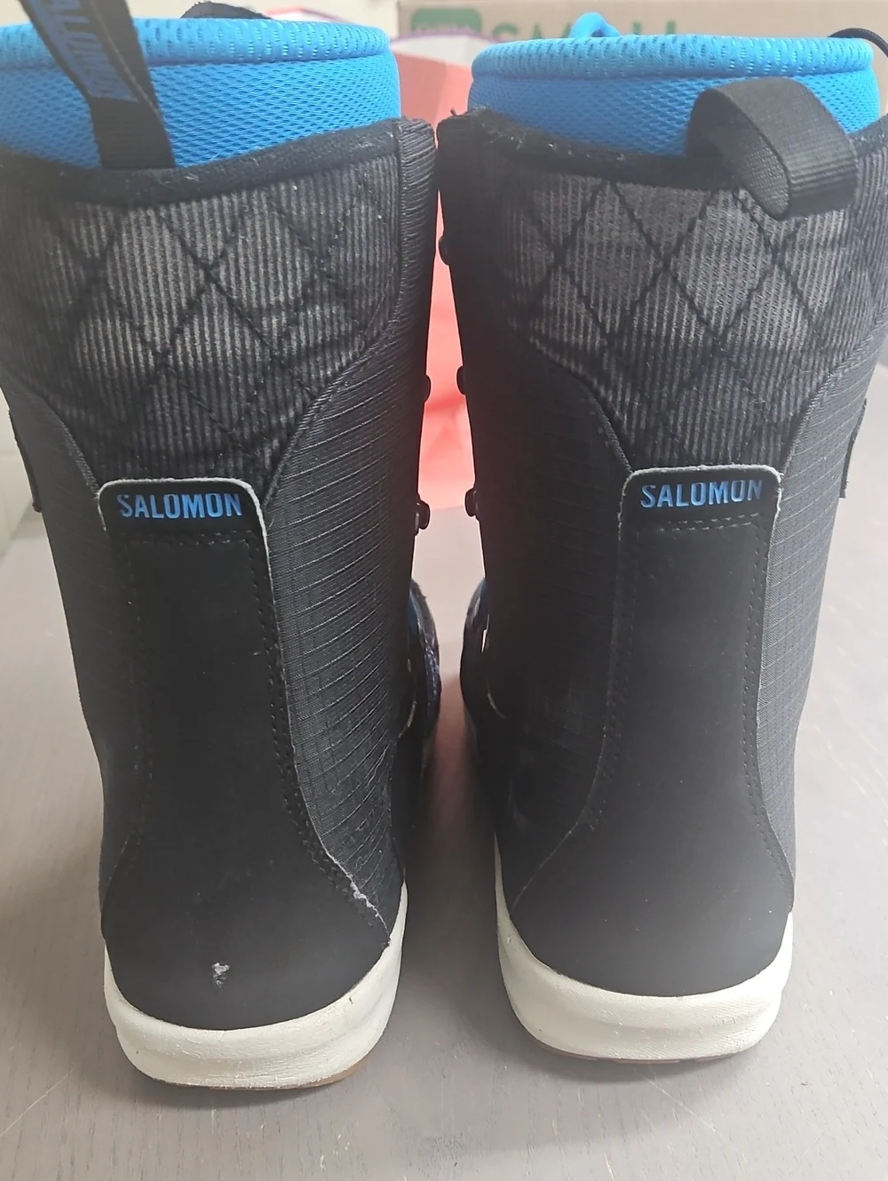 Salomon Launch Lace Sj  Snowboard Boots with Bright Blue Laces